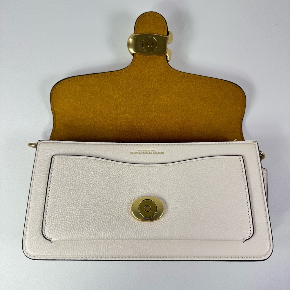 NEW Women’s Coach Tabby 26 Pebbled Leather Shoulder Bag Cream/Off White - Picture 10 of 14